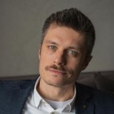 Станислав Серов